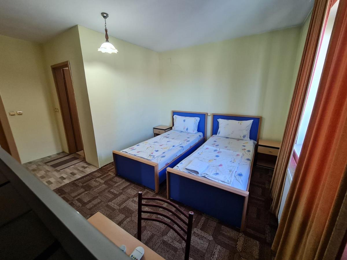 Holiday Ferizaj Ngoại thất bức ảnh