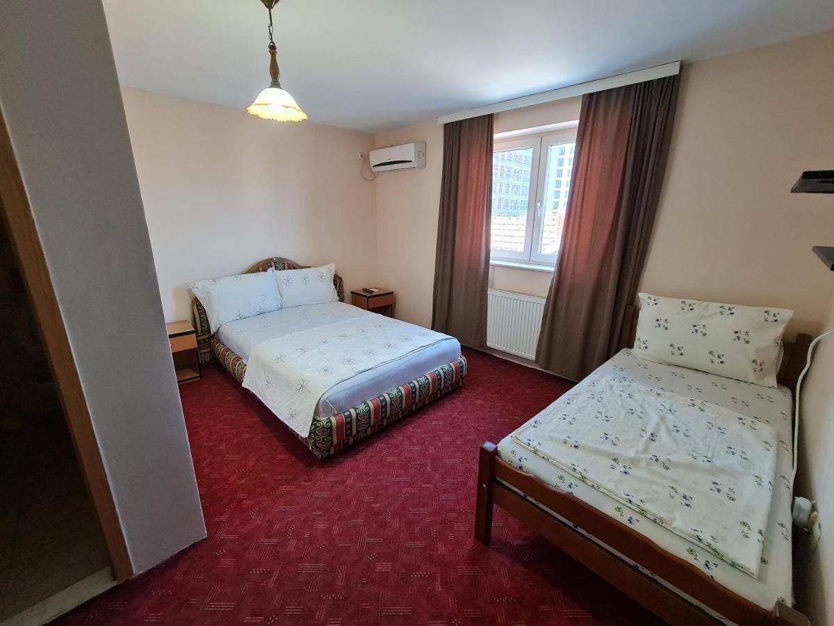 Holiday Ferizaj Ngoại thất bức ảnh
